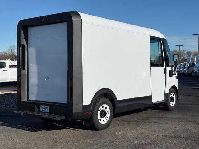 2025 Chevrolet BrightDrop 400 — rear three-quarter view